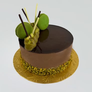 Dubai Chocolate Pistachio Cake