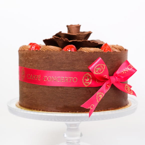 Strawberry & Chocolate Gateaux