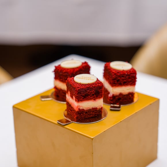 Mini Red Velvet Cakes