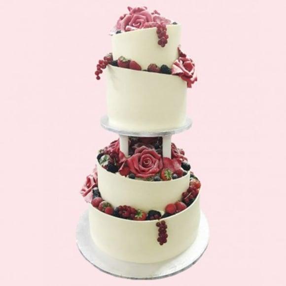 Red Roses & Berries