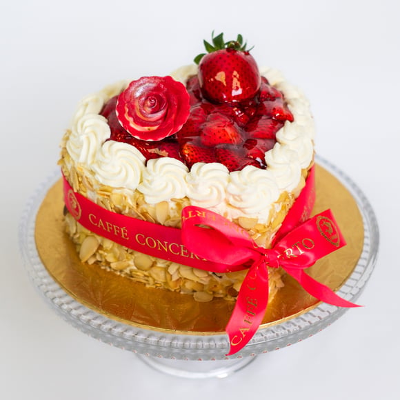 Strawberry Gateaux Heart